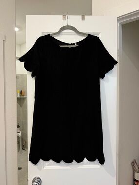 mittoshop Black Scalloped Short Sleeve Tunic Dress